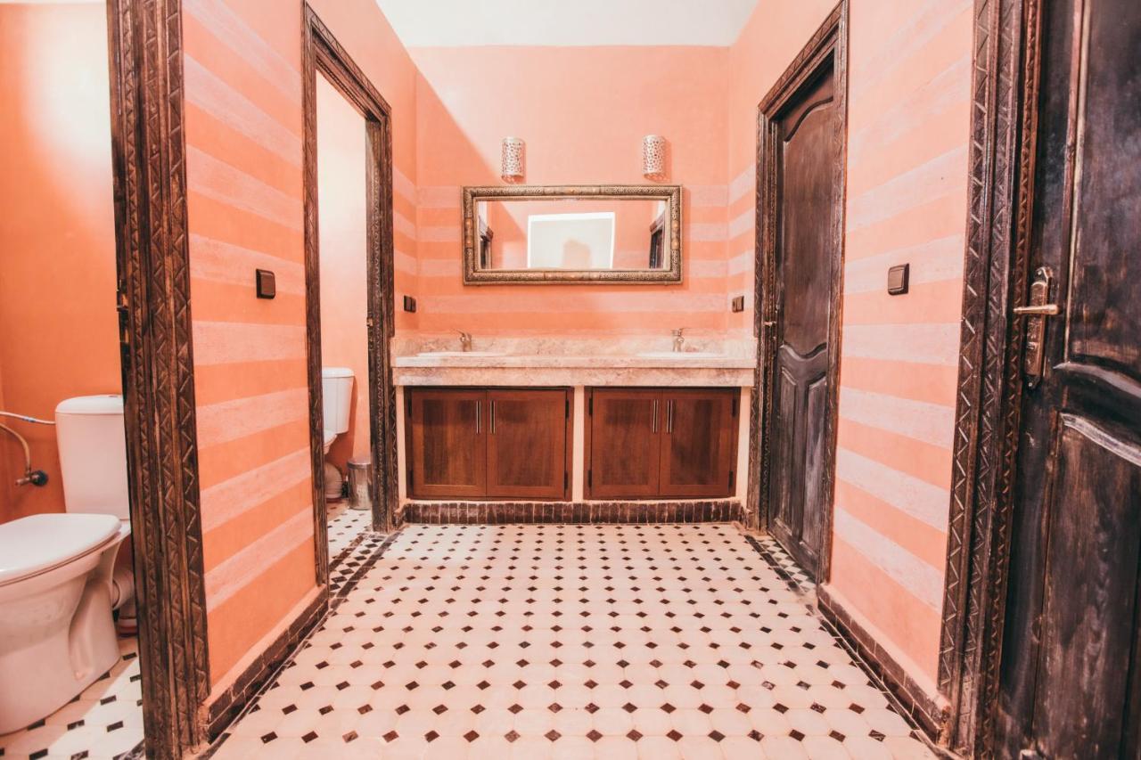 Traditional Riad Merzouga Dunes Kültér fotó